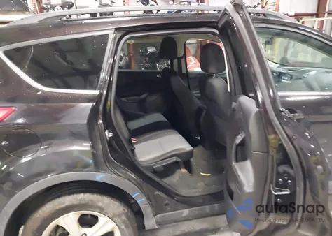 2013 Ford Escape Se z USA, uszkodzony, nr VIN 1FMCU9GX2DUC28097